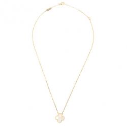 مملوكة مسبقًا Van Cleef & Arpels Vintage Alhambra Mother of Pearl Pendant Necklace