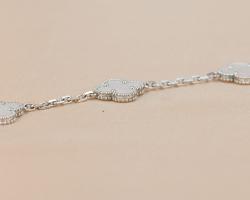 Pre Owned Van Cleef & Arpels 5 Motif Alhambra Mother Of Pearl White Gold Bracelet