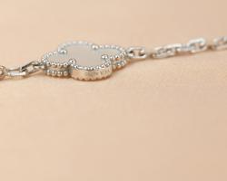 Pre Owned Van Cleef & Arpels 5 Motif Alhambra Mother Of Pearl White Gold Bracelet