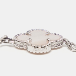 Pre Owned سوار فان كليف أند أربلز ستيشن 5 حليات فينتدج ألامبرا صدف وذهب أبيض عيار 18