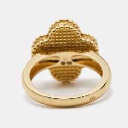 مملوكة مسبقًا Van Cleef & Arpels Vintage Alhambra Mother of Pearl Diamond 18k Yellow Gold Ring Size 49