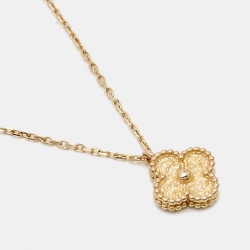 Pre Owned Van Cleef & Arpels Sweet Alhambra Textured 18K Rose Gold Pendant Necklace