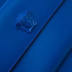 Pre Owned حقيبة كلتش فرساتشي حمالة معصم جلد زرقاء