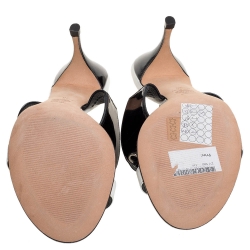 مملوكة مسبقًا Versace White/Black Patent Leather and Leather Slide Sandals Size 38