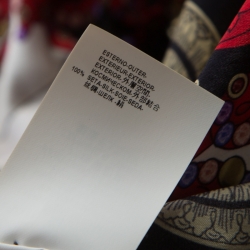 Pre Owned تونيك قفطان مجموعة فيرساتشي مطبوع نقوش شمس و حليات كريستال حرير متعدد الألوان S