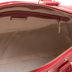 مملوكة مسبقًا Versace Red Quilted Leather Studded Satchel