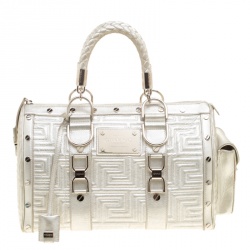 مملوكة مسبقًا Versace Silver Quilted Patent Leather Snap Out Of It Satchel