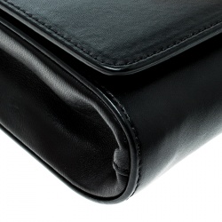 Pre Owned حقيبة كلتش فرساتشي سلسلة بلازو مسائية جلد سوداء