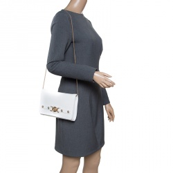 مملوكة مسبقًا Versace White Leather Chain Clutch Bag