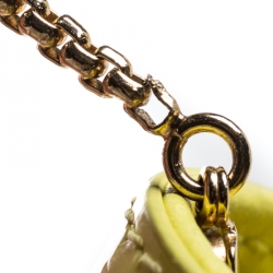 Pre Owned حقيبة كلتش فيرساتشي ميدوسا بسلسلة جلد لامع صفراء نيونية