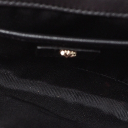 مملوكة مسبقًا Versace Black Patent Leather Medusa Chain Clutch