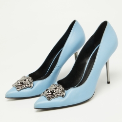 مملوكة مسبقًا Versace Blue Leather Medusa Pointed Toe Pumps Size 40