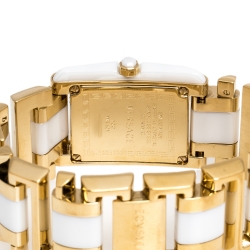 مملوكة مسبقًا Versace White Ceramic Gold Stainless Steel Era 70Q Women's Wristwatch 24 mm