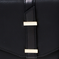 مملوكة مسبقًا Victoria Beckham Black Leather Buckle Flap Crossbody Bag