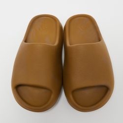 Pre Owned Yeezy x Adidas Brown Rubber Ochre Slides Size 37