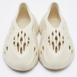 Pre Owned Yeezy x Adidas Off White Rubber Foam RNNR Ararat Sneakers Size 39