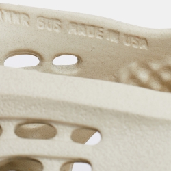 Pre Owned Yeezy x Adidas Off White Rubber Foam RNNR Ararat Sneakers Size 39