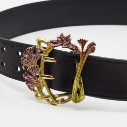 Pre Owned Yves Saint Laurent Black Leather Buckle Belt 90CM