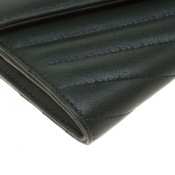 Pre Owned Saint Laurent Green Matelasse Leather Flap Wallet