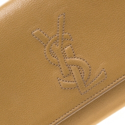 Pre Owned حقيبة كلاتش سان لوران باريس قلاب بل دو جور صغيرة جلد بنية فاتحة