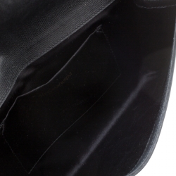 مملوكة مسبقًا حقيبة كلتش سان لوران شيك كبيرة جلد سوداء