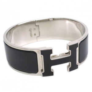 Pre Owned Hermes Clic Clac H Wide Black Enameled H Palladium Plated Bracelet PM