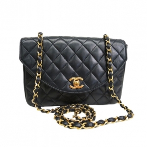 Pre Owned Chanel Black Lambskin Single Flap Shoulder Bag