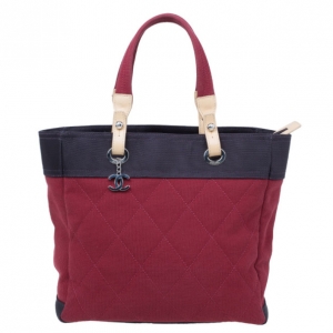 Pre Owned Chanel Red and Purple Canvas Quilted Biarritz Tote