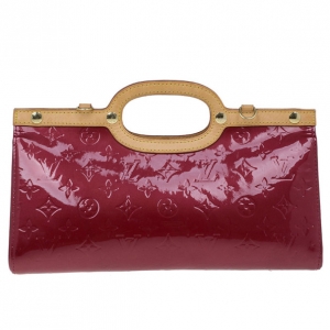 Pre Owned Louis Vuitton Red Monogram Vernis Roxbury Drive