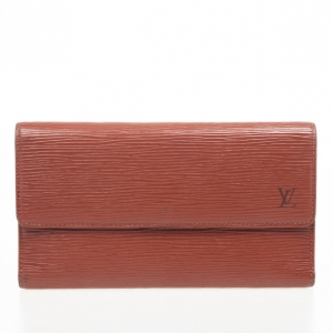 Pre Owned Louis Vuitton Dark Peach Epi Sarah Wallet 