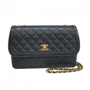 Pre Owned Chanel Black Lambskin Single Flap Shoulder Bag