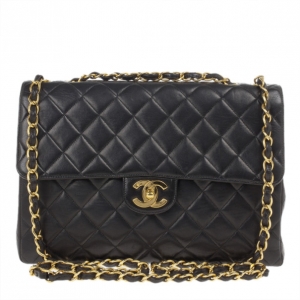 Pre Owned Chanel Black Lambskin Jumbo Classic Single Flap Shoulder Bag