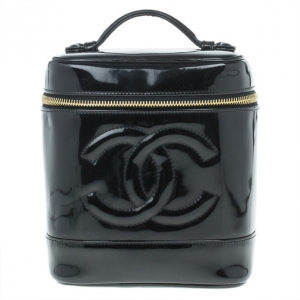 Pre Owned Chanel Black Patent Leather Vanity Bag