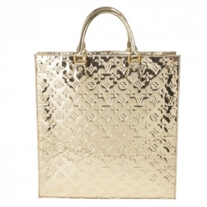 Pre Owned Louis Vuitton Limited Edition Gold Monogram Miroir Sac Plat