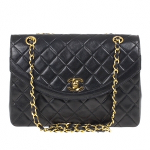 Pre Owned Chanel Vintage Black Quilted Lambskin Classic Flap Bag