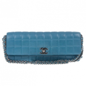 Pre Owned Chanel Blue Leather Quilted Chocolate Bar East-West Shoulder Bag