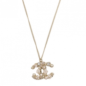 Pre Owned Chanel CC Crystal Signature Floral Pendant Necklace