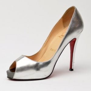 Pre Owned Christian Louboutin Metallic Vendome Peeptoe Pumps Size 37.5