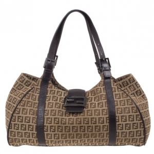 Pre Owned Fendi Zucca Canvas Medium Shoulder Bag