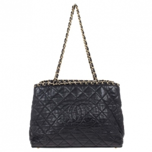 Pre Owned Chanel Black Lambskin Chain Me Tote Bag