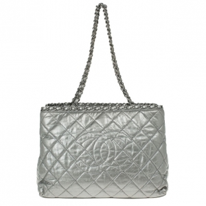 Pre Owned Chanel Metallic Leather Chain Me Tote