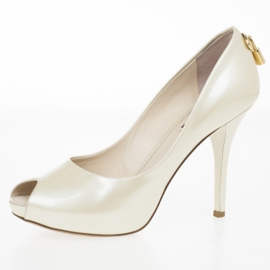 Pre Owned Louis Vuitton Pearl Patent Oh Really! Peep Toe Pumps Size 38