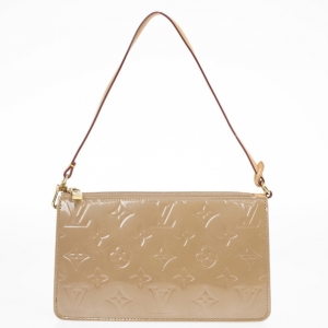 Pre Owned Louis Vuitton Beige Monogram Vernis Lexington Pochette Bag