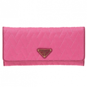 Pre Owned Prada Pink Quilted Nylon Flap Wallet