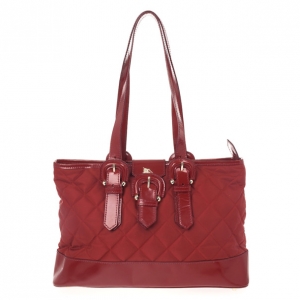 Pre Owned Burberry Red Quilted Tote