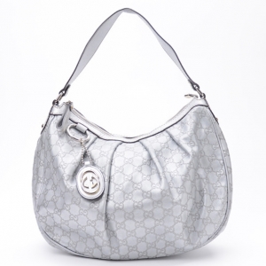 Pre Owned Gucci Silver Guccussima Leather Sukey Medium Hobo