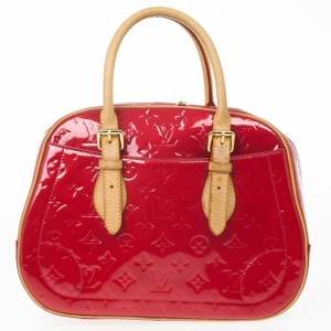 Pre Owned Louis Vuitton Red Monogram Vernis Summit Drive Bag
