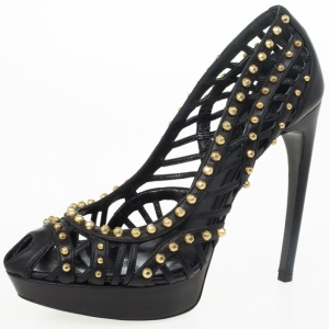 Pre Owned Alexander McQueen Black Cutout Studded Pumps Size 40 