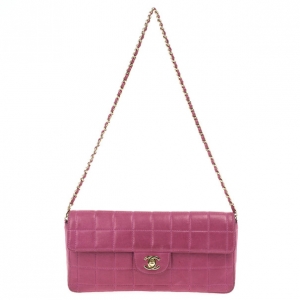 Pre Owned Chanel Pink Chocolate Bar Quilted East West Flap Bag
