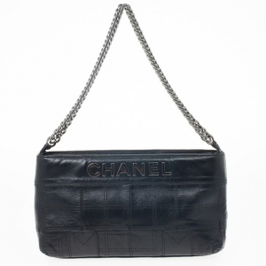 Pre Owned Chanel Black Square Stitched Quilted Leather Shoulder Bag